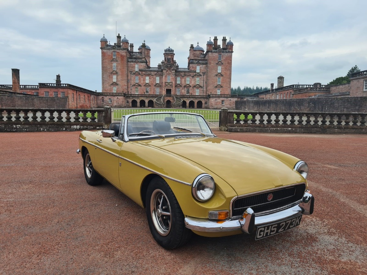1972 MG Roadster Image 1